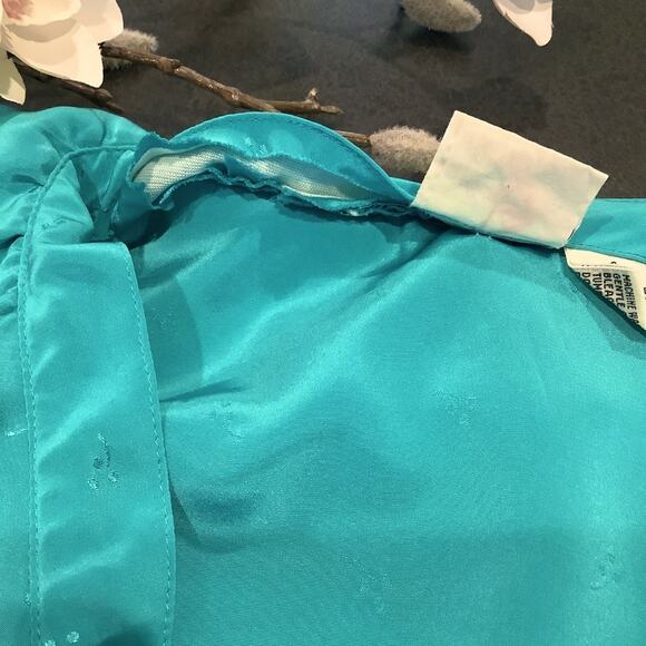 Vintage Liz Claiborne Button Up V Neck Ruffle Blouse Embossed Turquoise - Picture 9 of 12